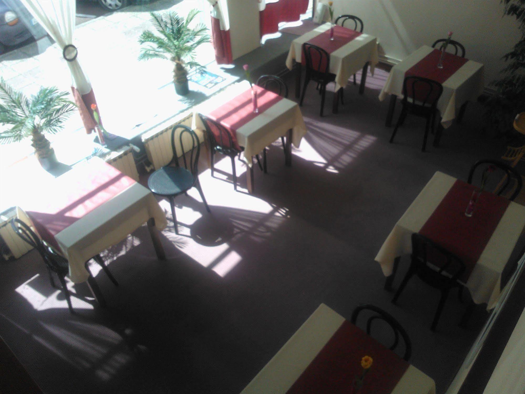 Hotel Aunis-Saintonge Ρουαγιάν Εξωτερικό φωτογραφία